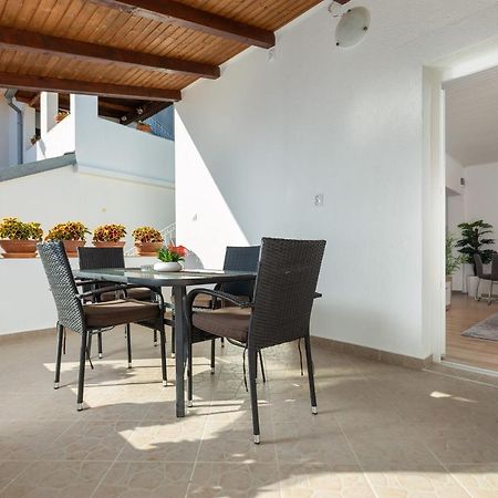 Apartments Elita روفينج المظهر الخارجي الصورة