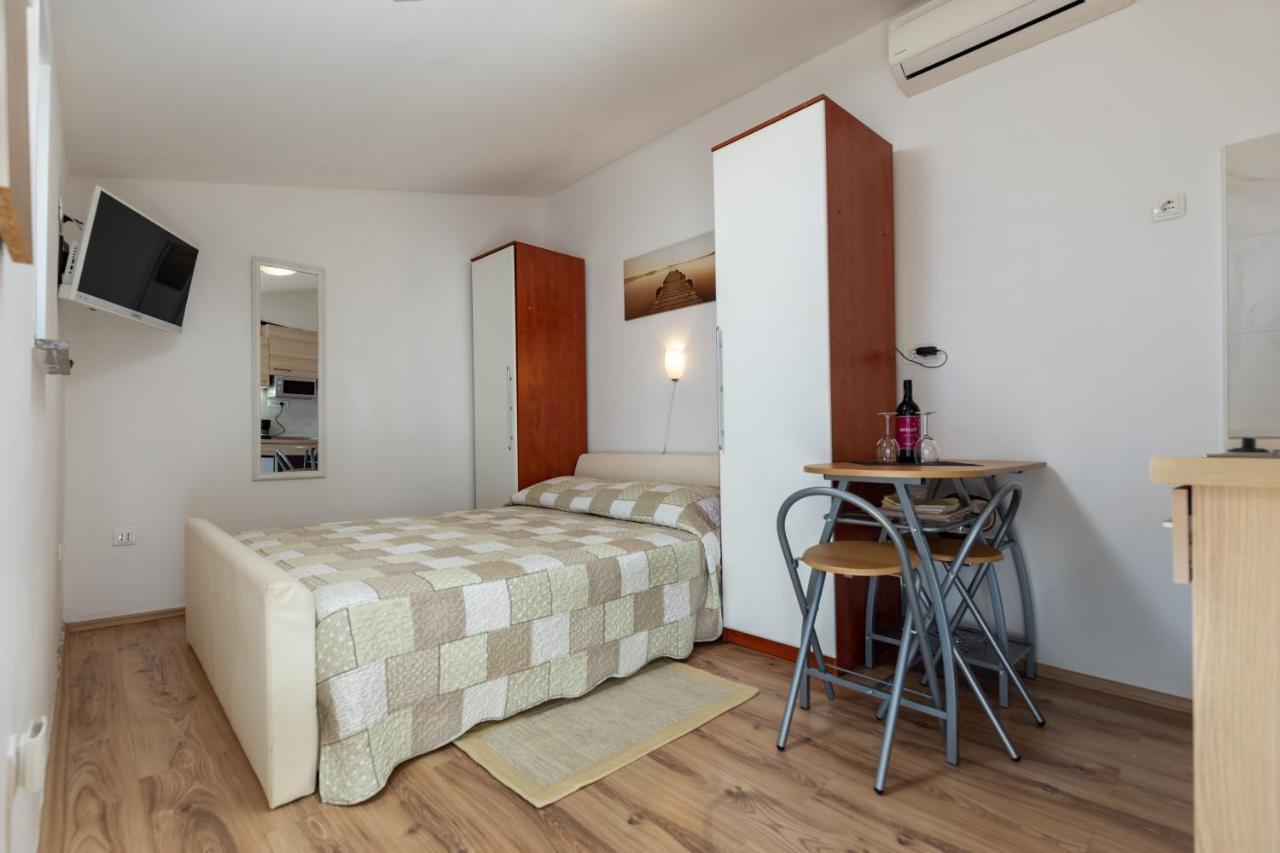 Apartments Elita روفينج المظهر الخارجي الصورة