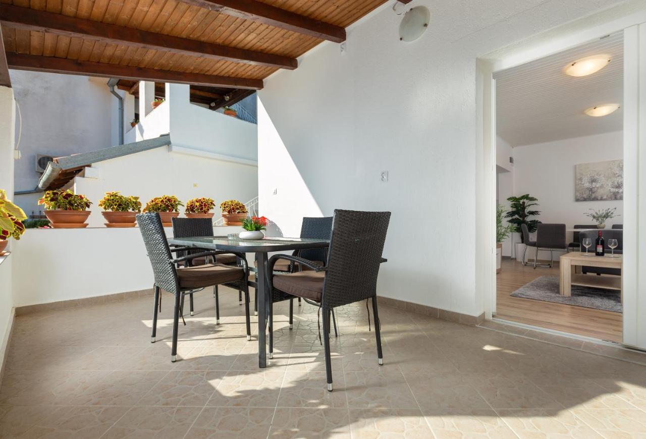 Apartments Elita روفينج المظهر الخارجي الصورة
